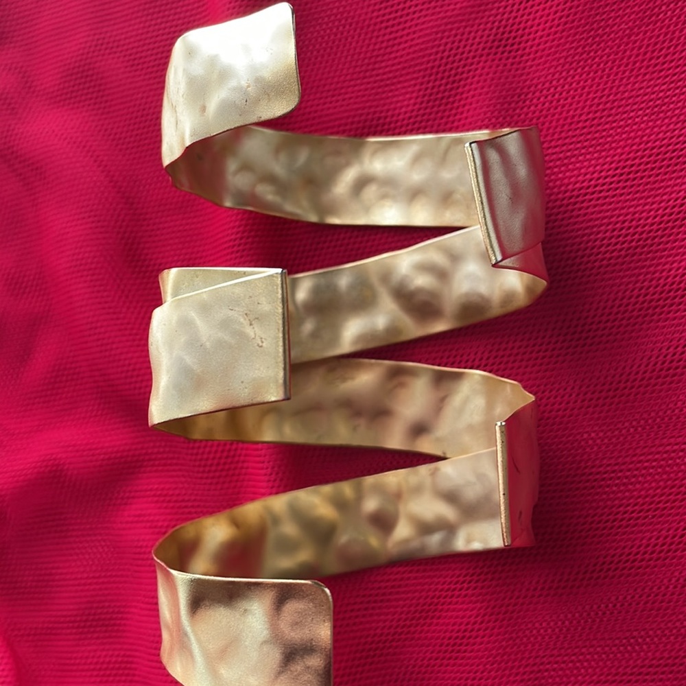 Cuff bracelet - Picture 3 of 3